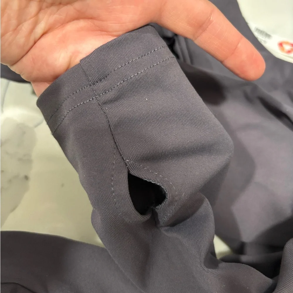 Akira Long Sleeve Bodysuit Top Scoop Neck Thong Size Small - Picture 5 of 7